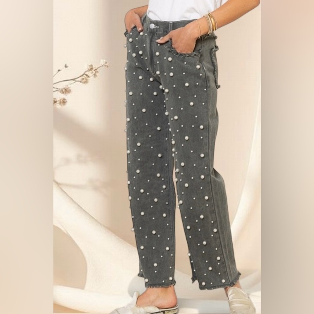 POL The Pearl Drop Jeans Distressed Straight-Leg Beaded Denim in Smoky Charcoal - Picture 4 of 7